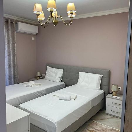 Gesapartment Tiranë Luaran gambar