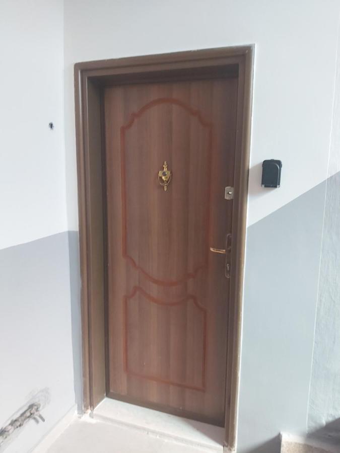 Gesapartment Tiranë Luaran gambar