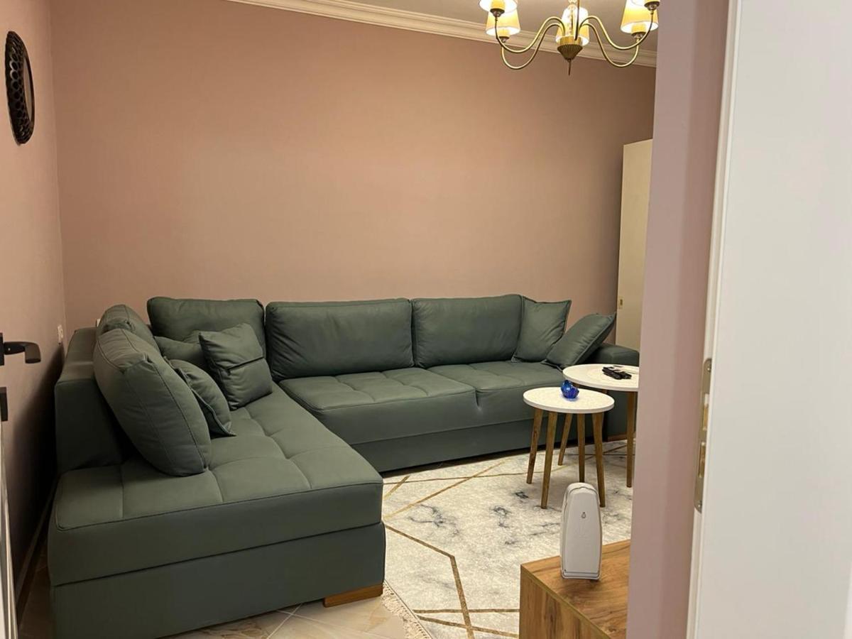 Gesapartment Tiranë Luaran gambar