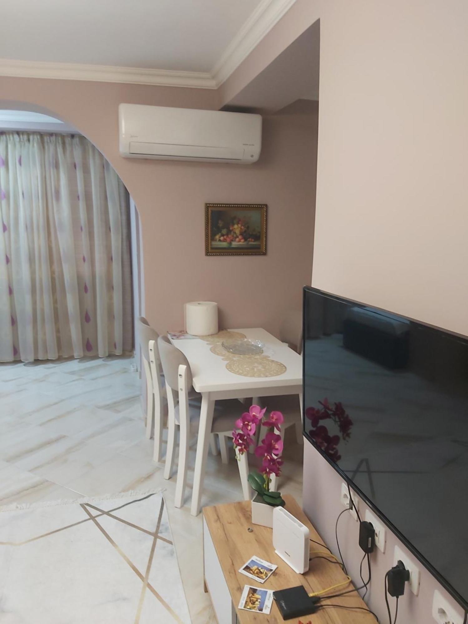 Gesapartment Tiranë Luaran gambar